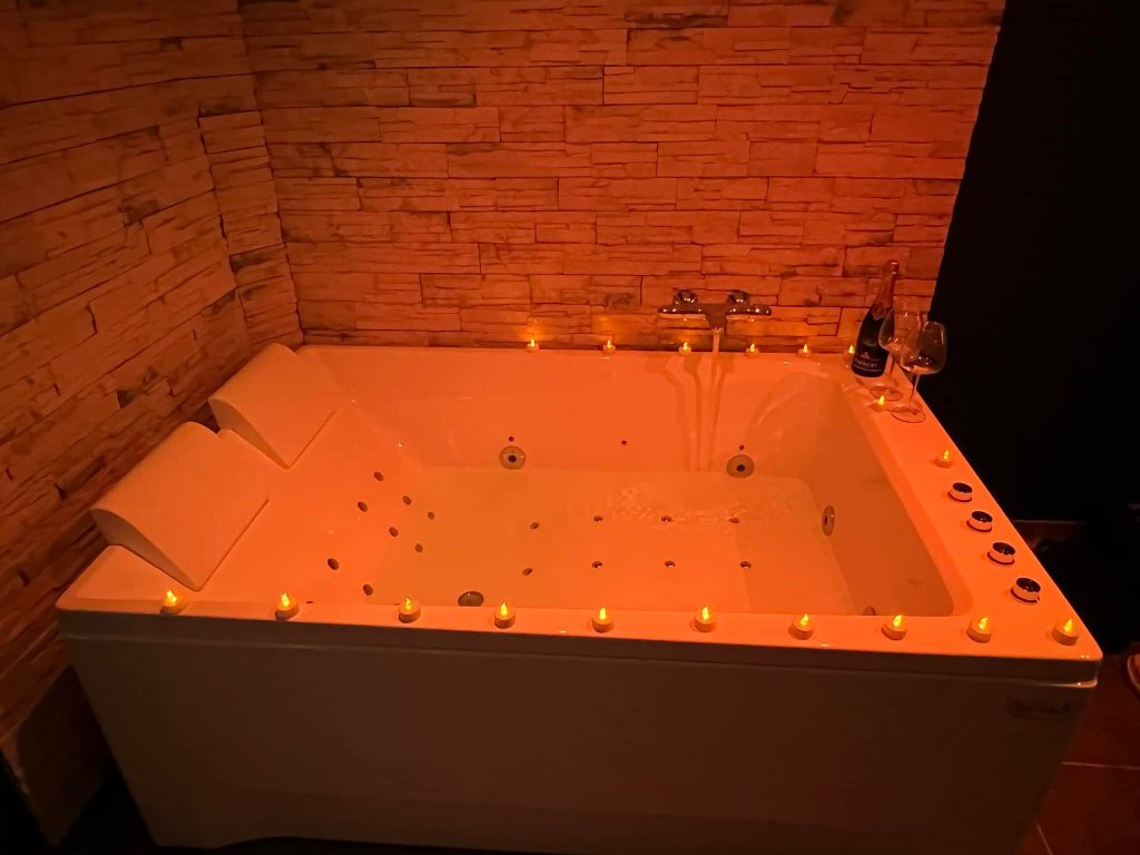 469190708 555792033974170 1193462308881826642 n